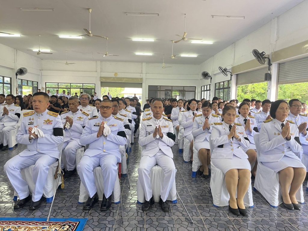 สภ.ลำสนธิ ร่วมพิธี ทางศาสนา ถวายเป็นพระกุศล แด่สมเด็จพระพระเจ้าลูกเธอ เจ้าฟ้าพัชรกิติยาภา นเรนทิราเทพยวดี กรมหลวงราชสาริณีพัชร มหาวัชรราชธิดา ในวาระครบ ๑๕ วัน (ปัณรสมวาร)  ๒๕ มิถุนายน ๒๕๖๙